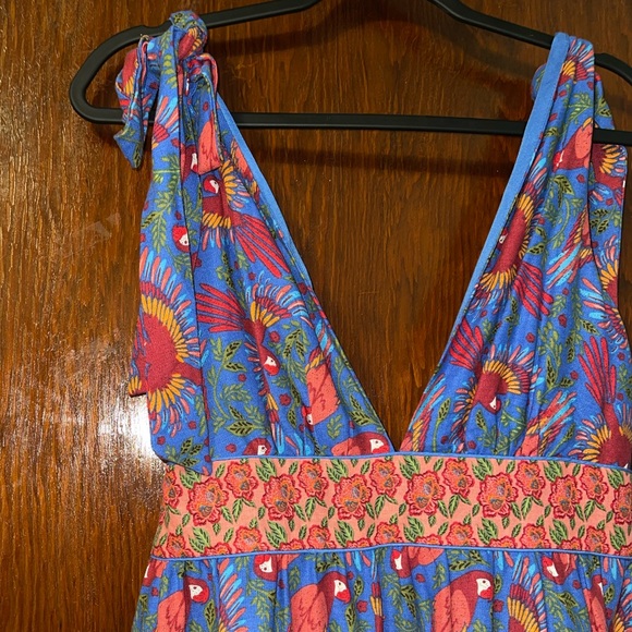 NWT House of Harlow Linen Blend Macaw Print dress - Picture 3 of 6